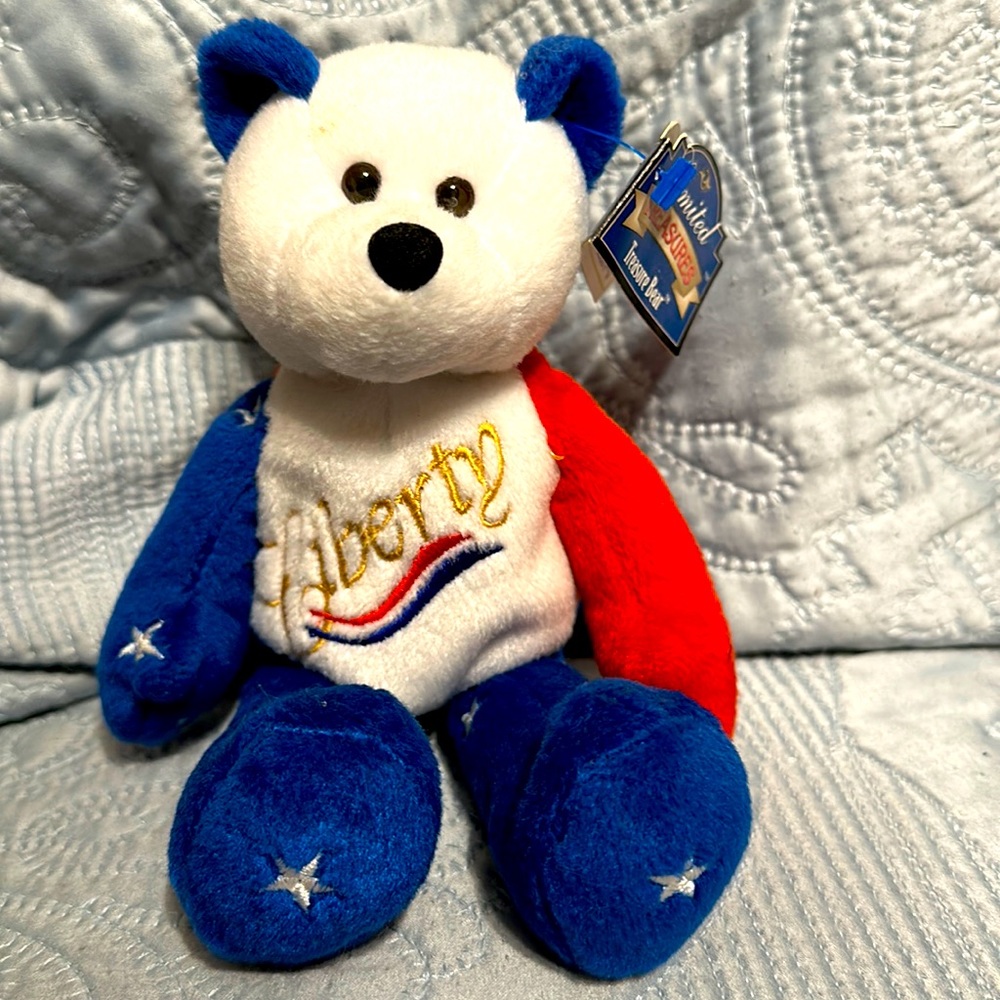 Limited Treasures Liberty Beanie Treasure Bear